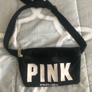 VS PINK Fannie Pack